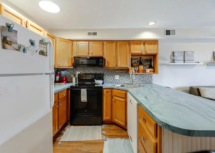 Steps To Beach: W/ Pool In Ocean City! *