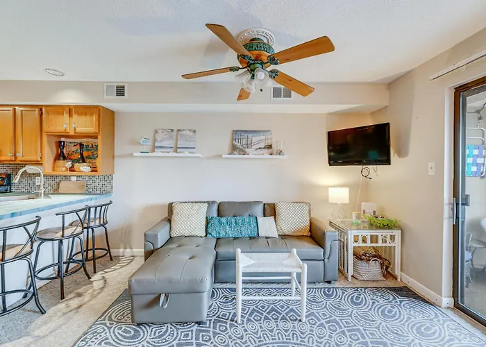 Steps To Beach: W/ Pool In Ocean City! Holiday home