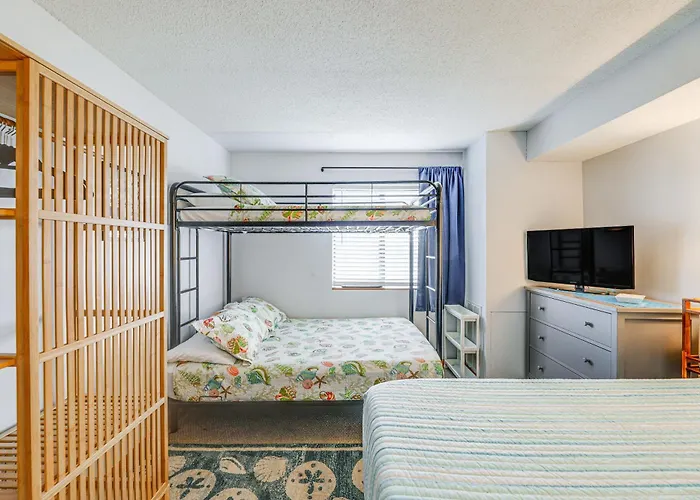 Steps To Beach: W/ Pool In Ocean City! Ocean City